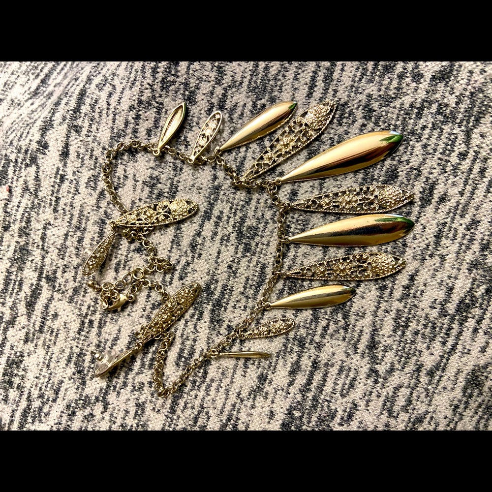 Charming Charlie necklace and earrings